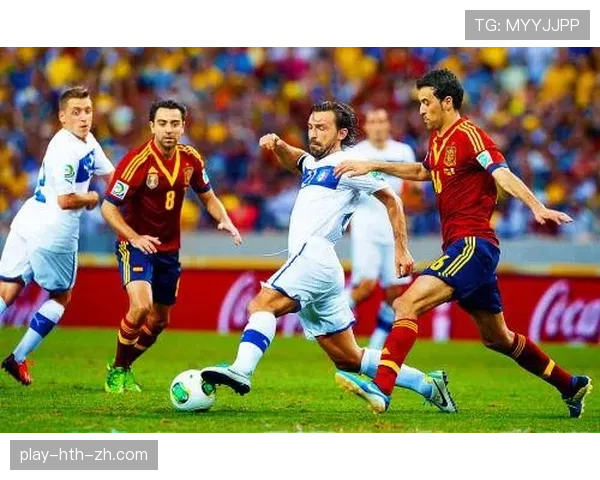 布斯克茨与拉基蒂奇中场防守分工的分化机制解析